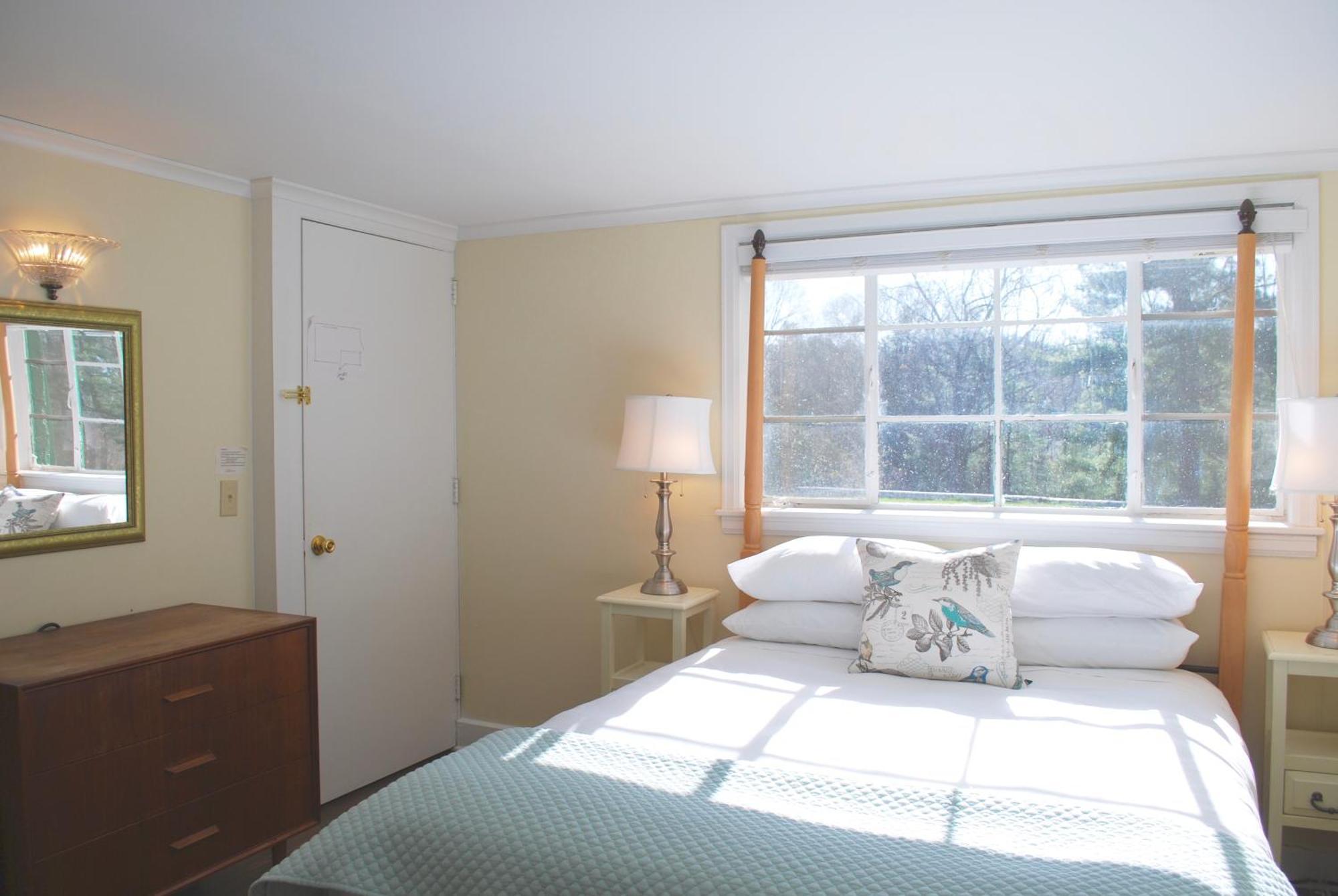 Anne'S Washington Inn (Adults Only) Saratoga Springs Room photo