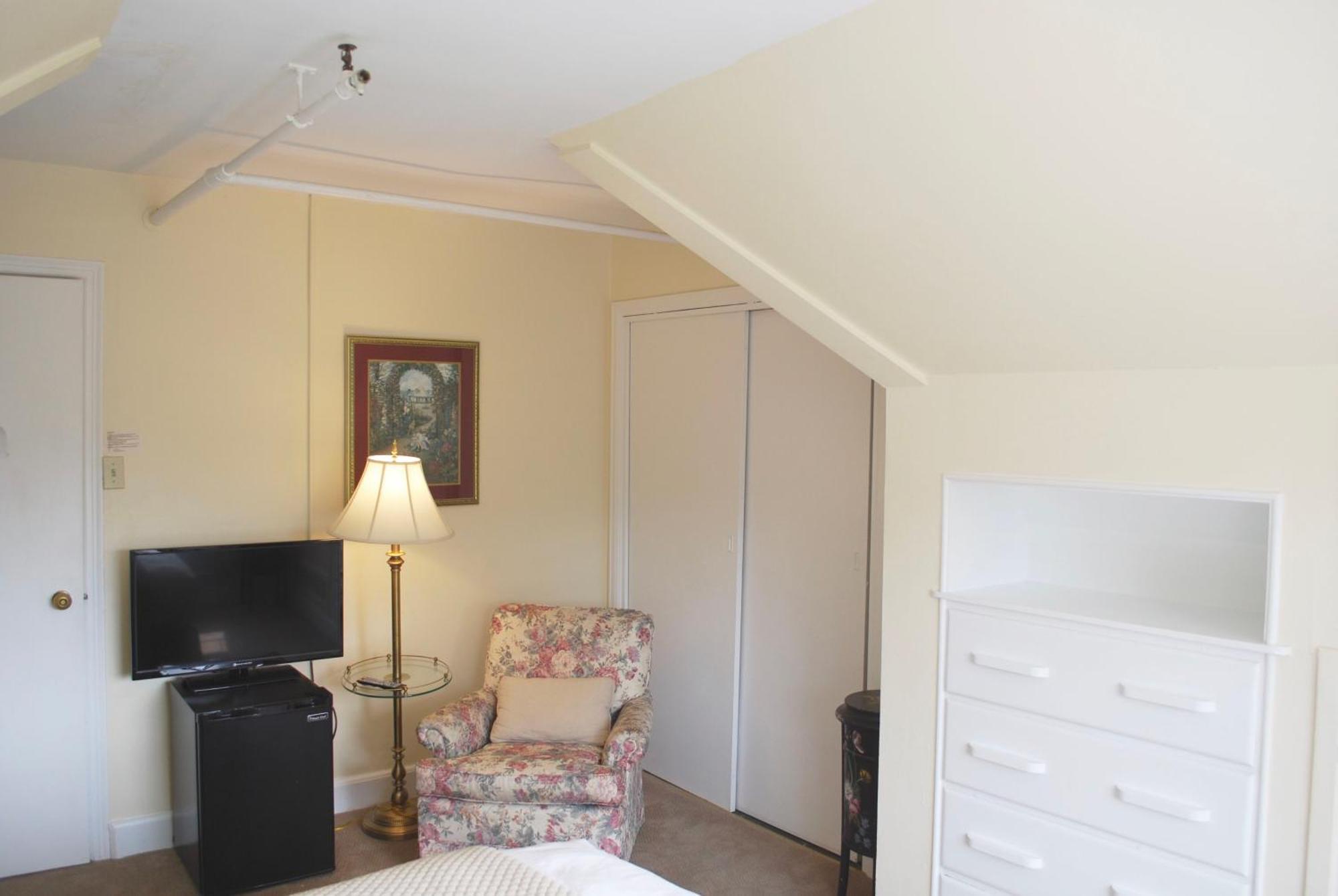 Anne'S Washington Inn (Adults Only) Saratoga Springs Room photo