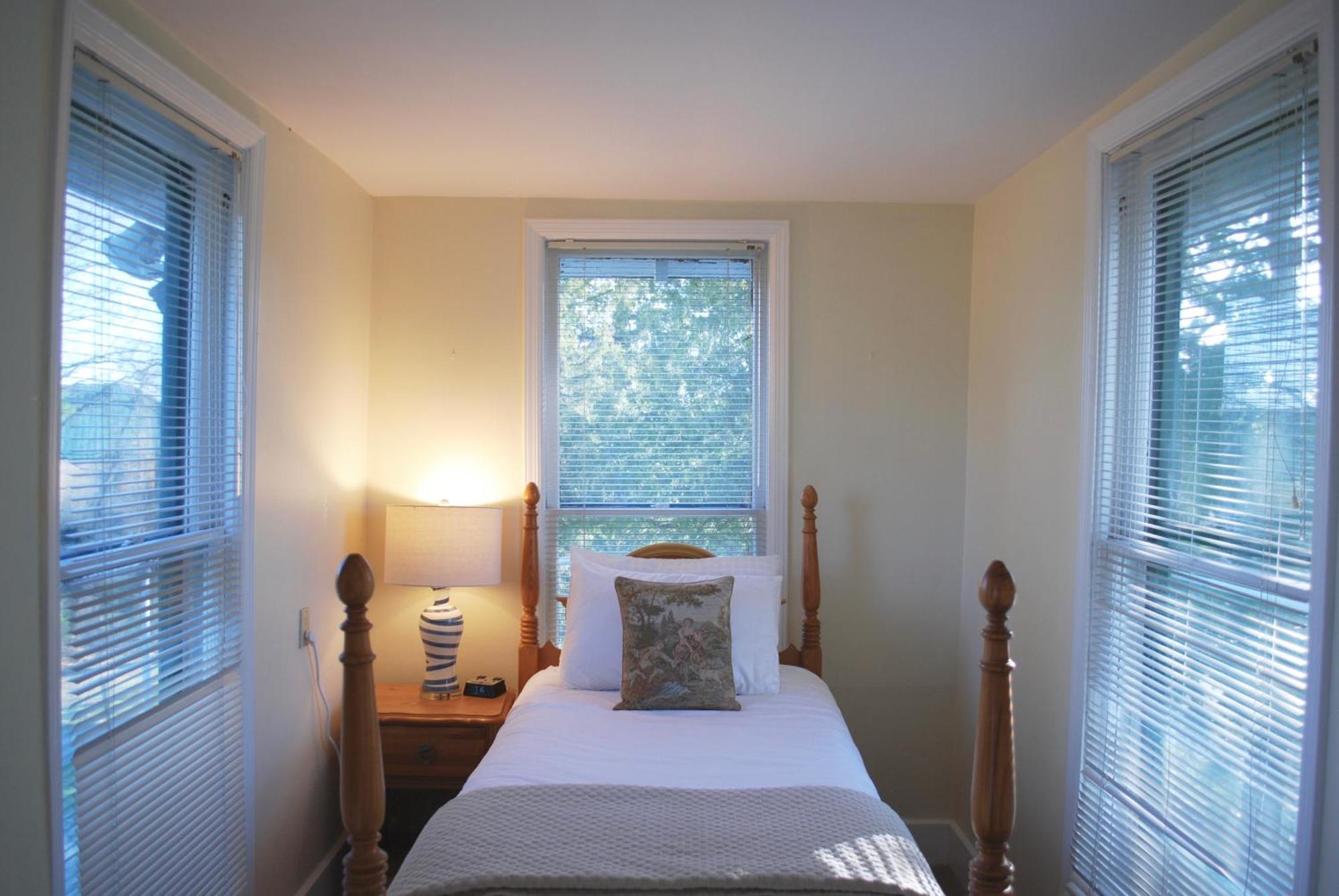 Anne'S Washington Inn (Adults Only) Saratoga Springs Room photo