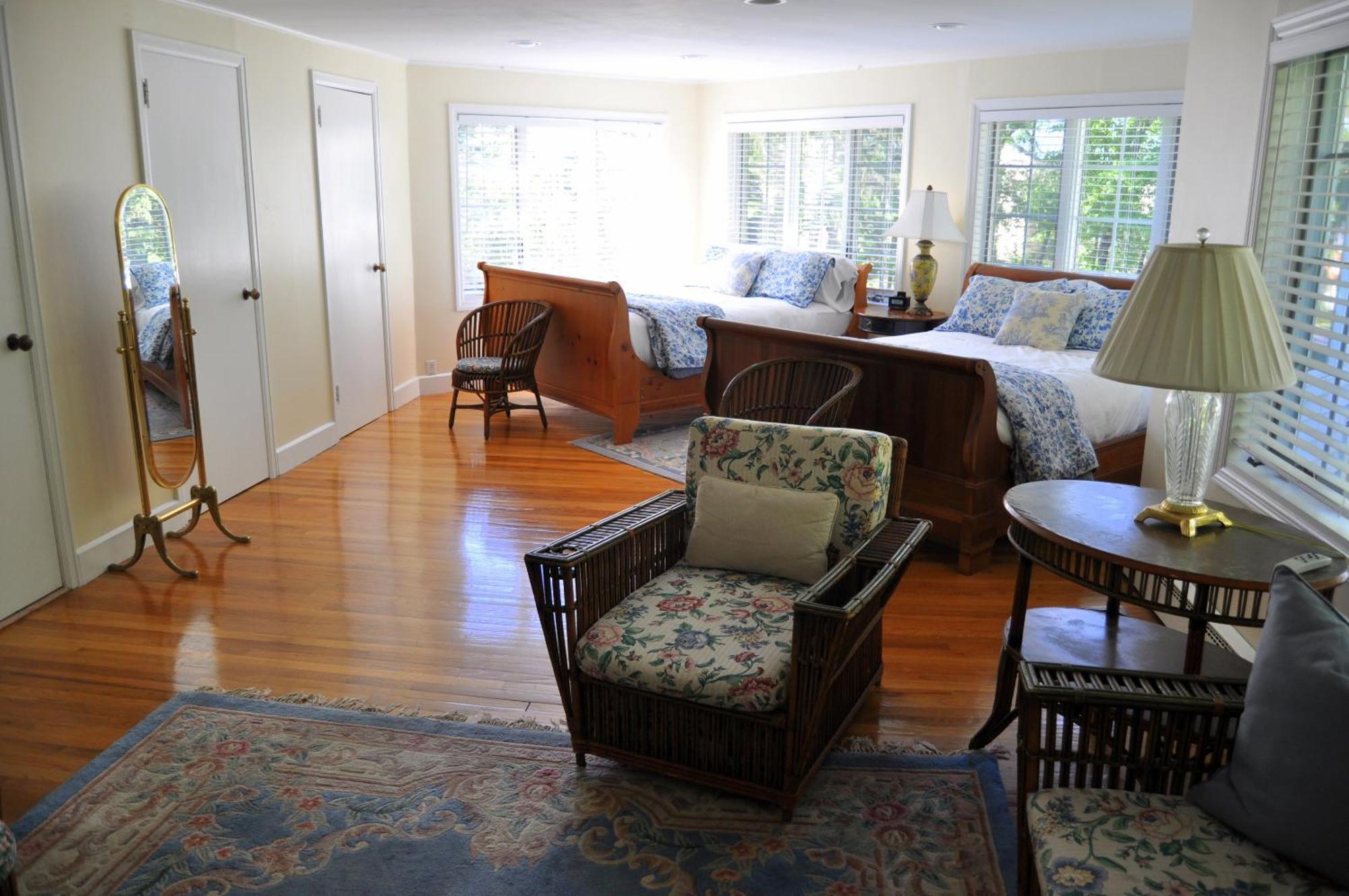 Anne'S Washington Inn (Adults Only) Saratoga Springs Room photo